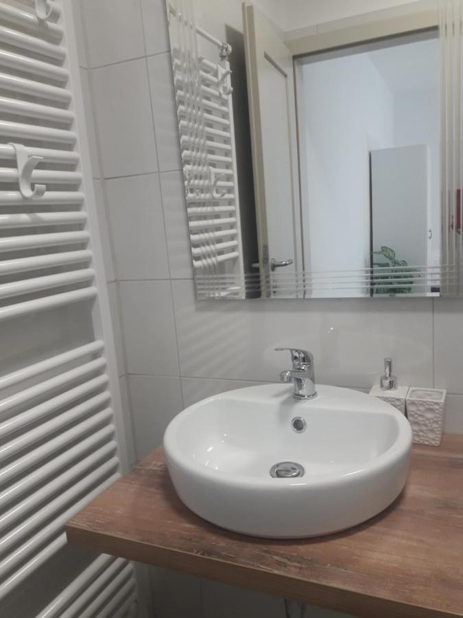 Apartma Oddih Dutovlje Extérieur photo